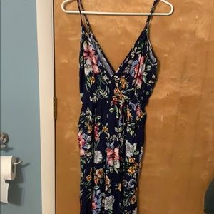 a super cute jump shit